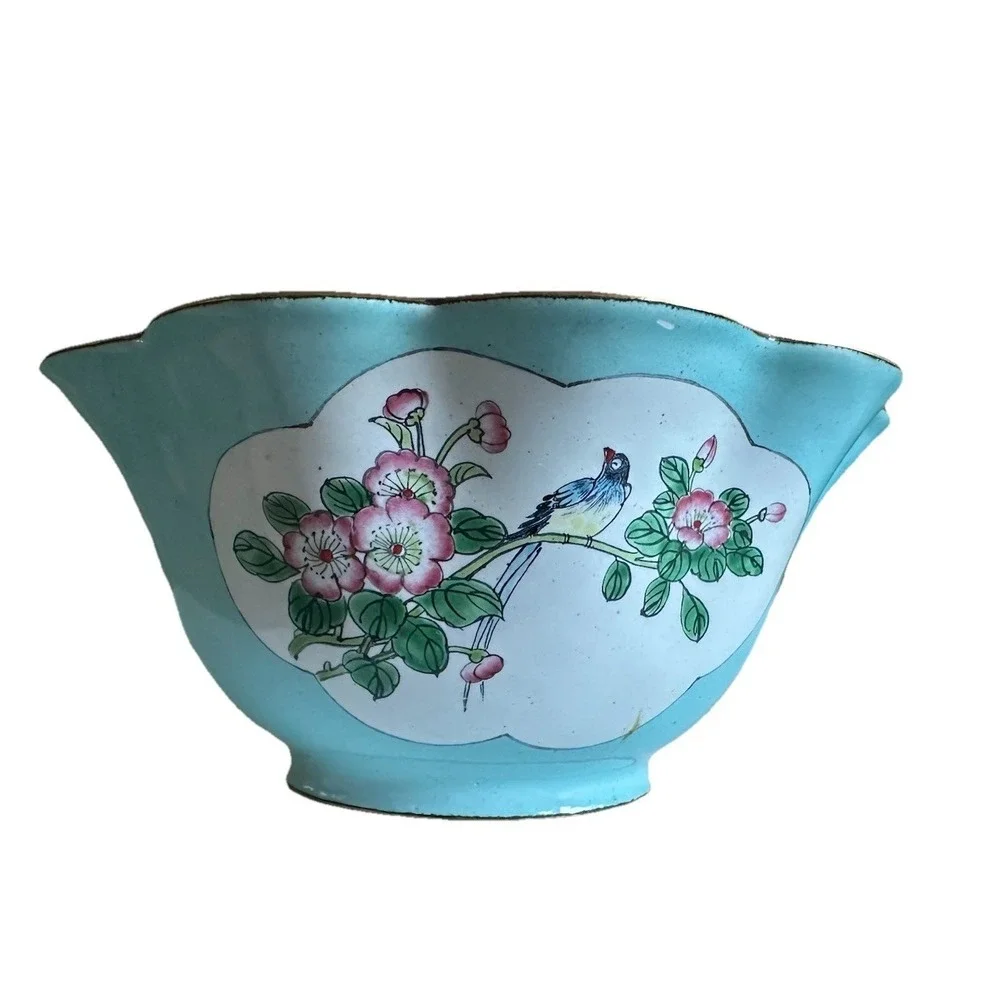 Antique Chinese Cloisonne Canton Enamel Bowl Famille Rose Scalloped